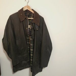 Barbour Beaufort Waxed Cotton Jacket - Size XL (C44/112 CM)